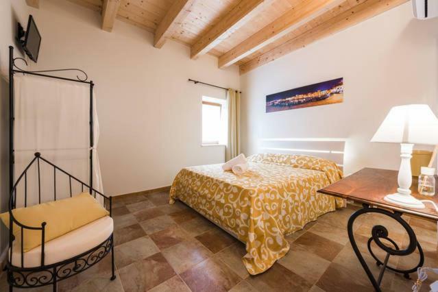 B&B Antico Granaio Bisceglie Eksteriør bilde